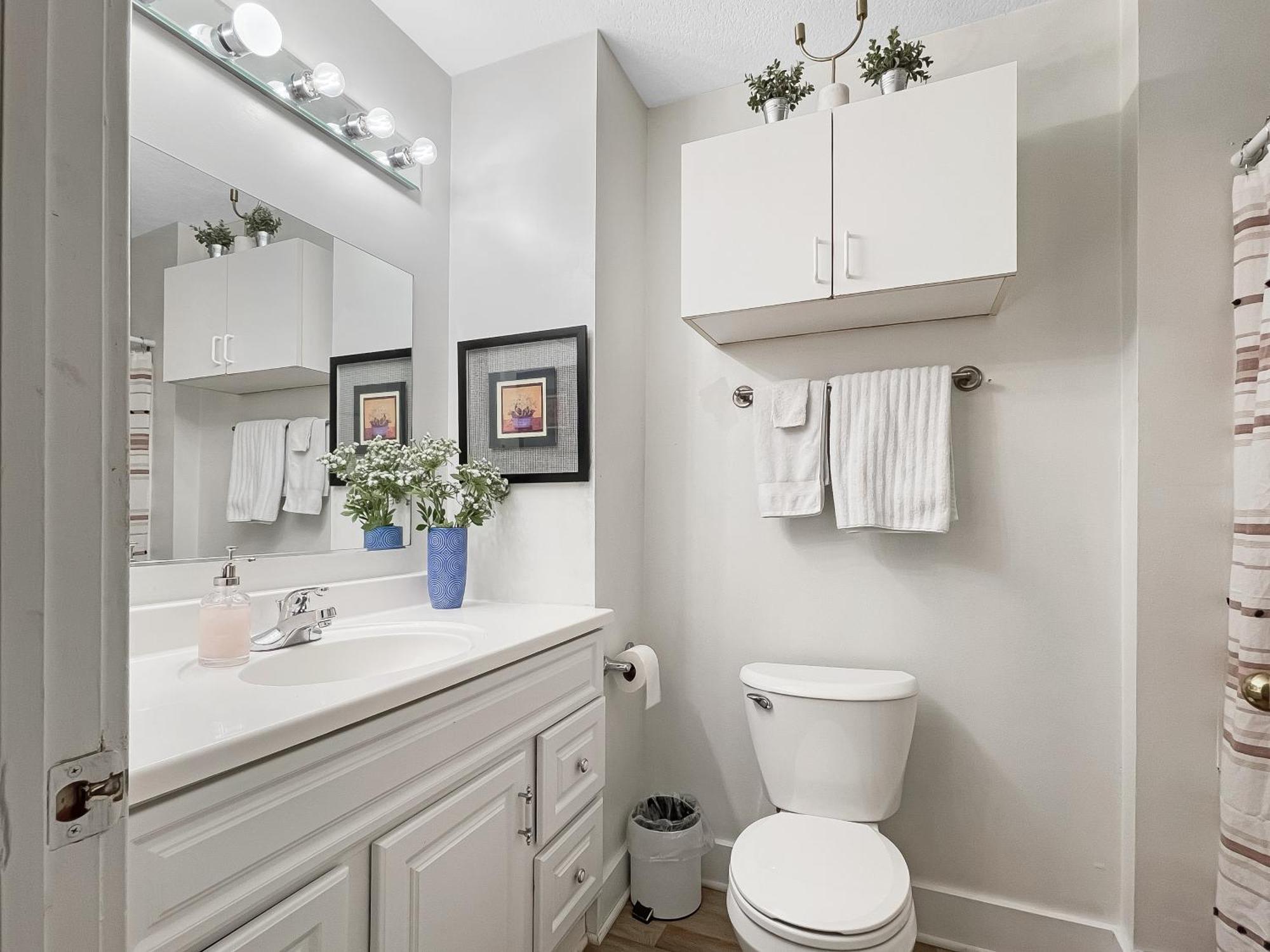 Chic 2Br Duplex Free Parking Near Hospitals Villa Des Moines Buitenkant foto