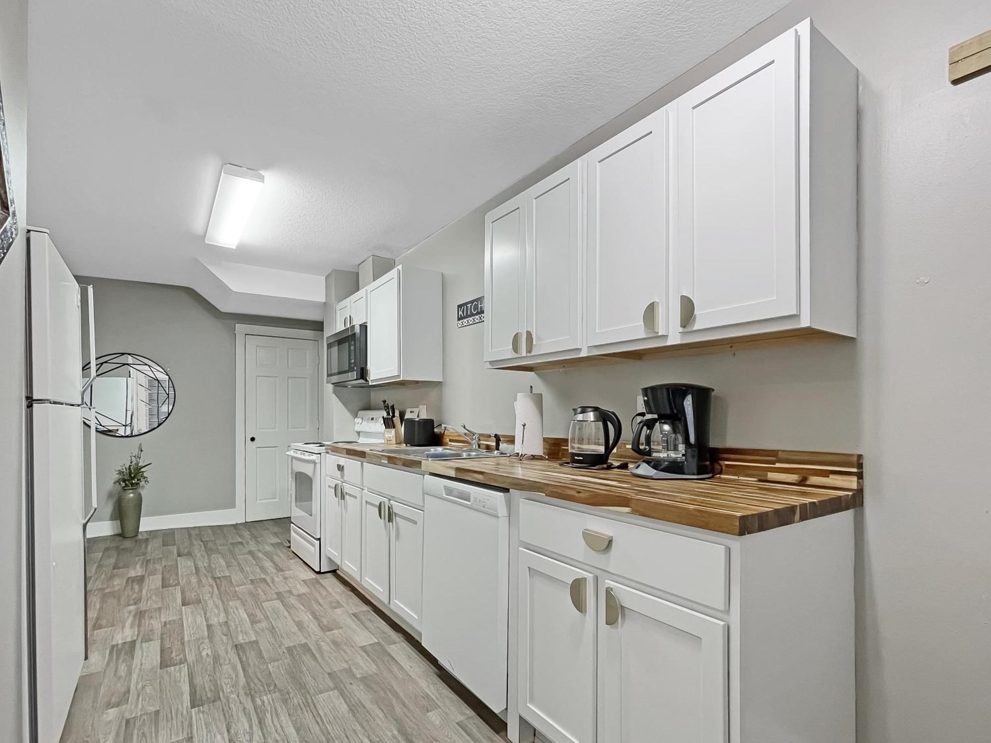 Chic 2Br Duplex Free Parking Near Hospitals Villa Des Moines Buitenkant foto